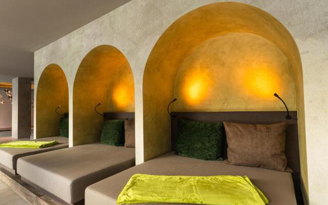 Latemar Hotel Suites & Spa
