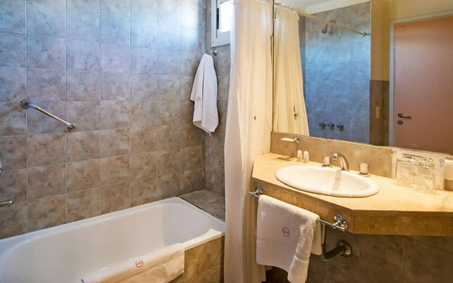 Yarma Hotel
