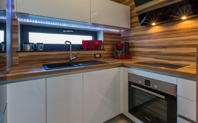 Modern Holiday Home in Grizane With Swimming Pool