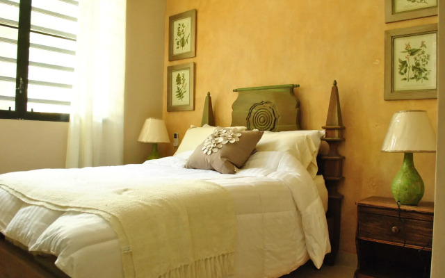 Gayac Residences