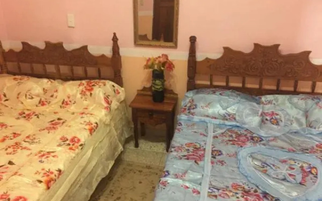 Lino Perez Street Rooms