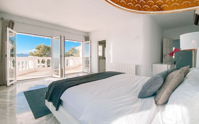 Villa The White Pearl