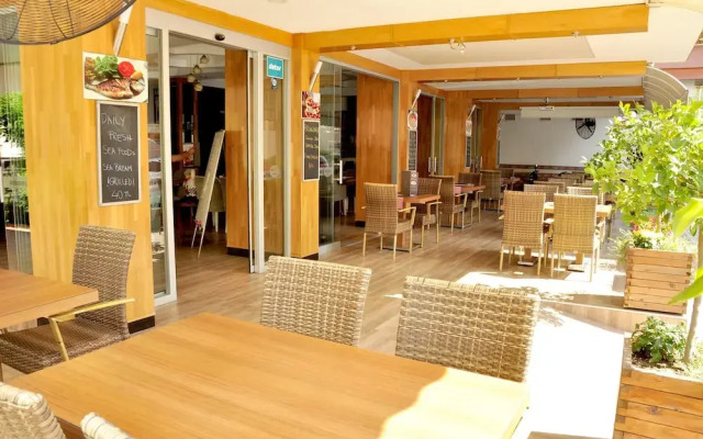 Magi Apart Hotel