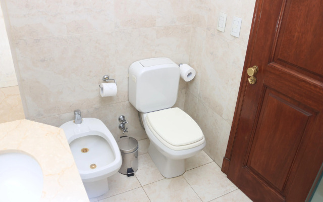 Cyan Americas Towers Hotel