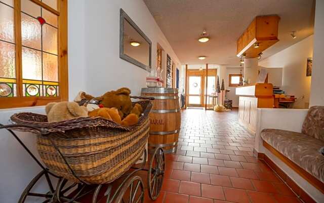 T3 Hotel Mira Val