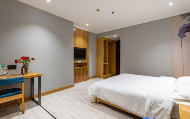 Kaililai Hotel (Huidong Herun Pedestrian Street Branch)