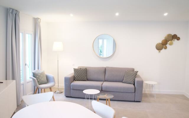 Republique 101 Apartment
