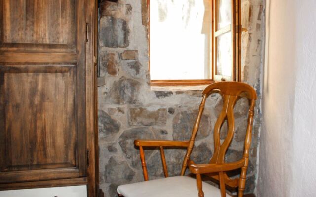 Potes Vinon - 1 hab.