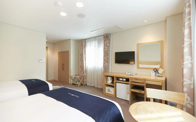 Tower Hill Hotel