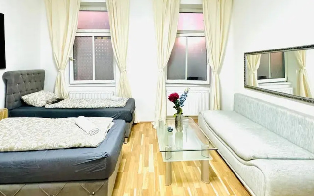 Stylish Studio Stay Near Augarten