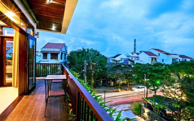 Azumi 01 bedroom balcony 2nd floor Apartment Hoian