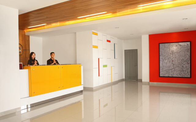 Amaris Hotel Serpong - Tangerang