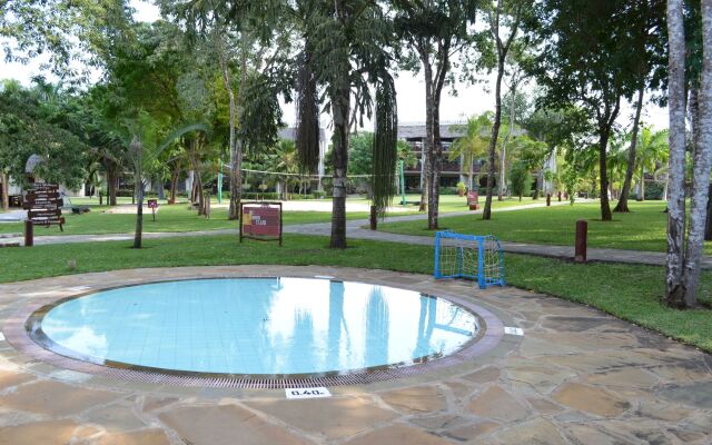 Baobab Beach Resort and Spa