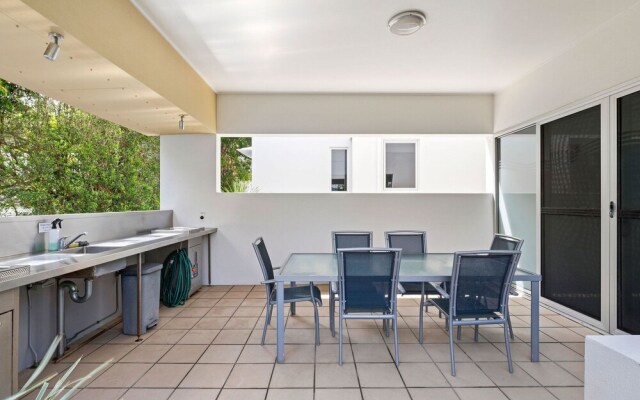 3BR Coolum Beach Escape