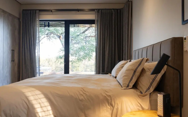 Villa in Hoedspruit With Hot Tub