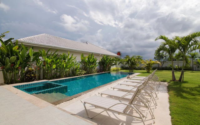 Private  4 Bedroom Pool Villa L28
