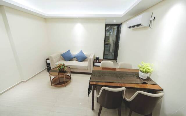 Prince Chen Su Apartment