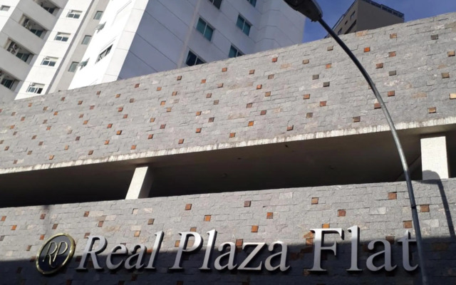 Real Plaza Flat 1505