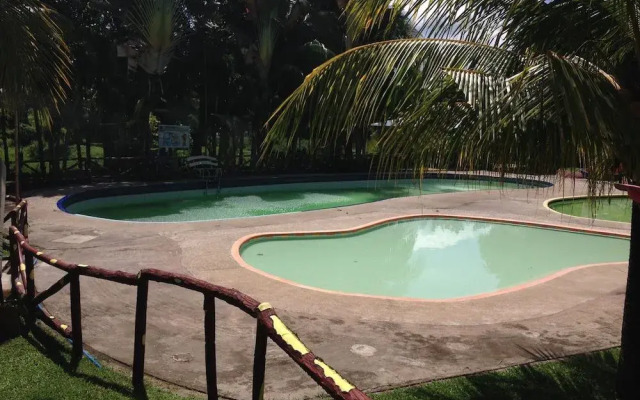 Aqua Vista Farm Resort