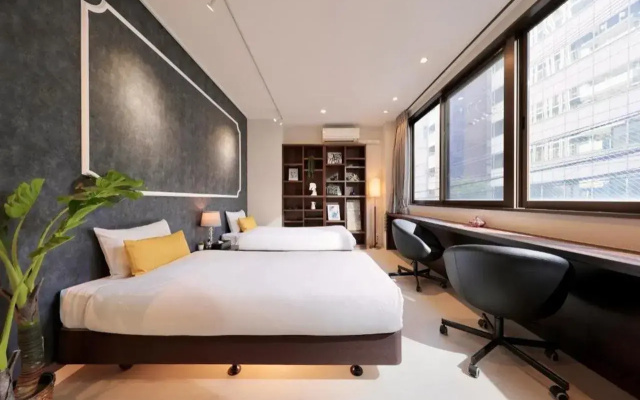 MINAMISENBA Crystal Hotel