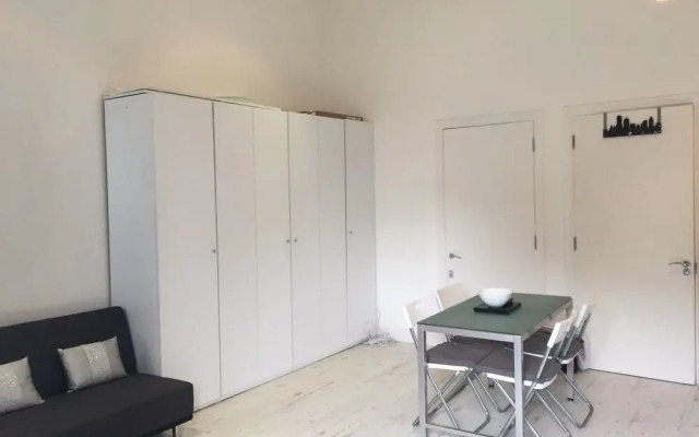 New Modern Studio on River