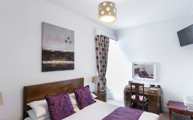 Lochinvar Hotel