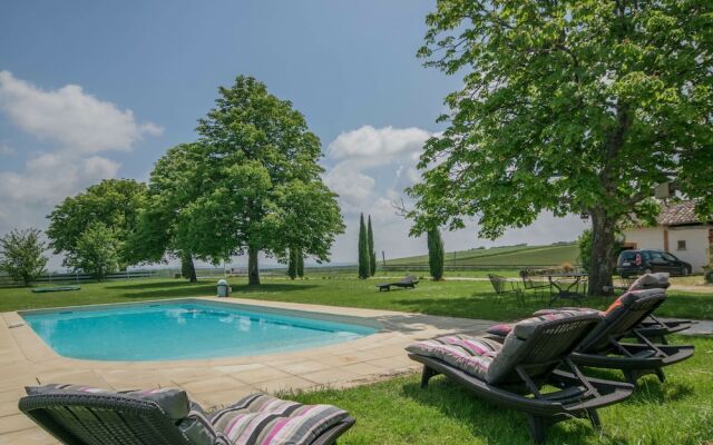 Modern Mansion in Tarn With Pool, Impressive Location