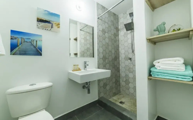 Turibana Plaza Suite 8