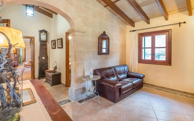 Holiday Home Es Barracar - CMI105