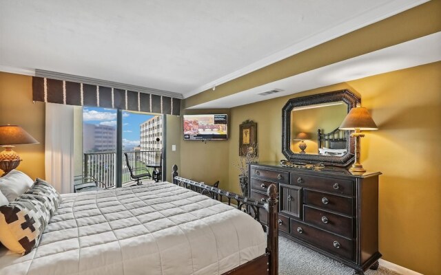 Inlet Reef 312 2 Bedroom Condo by RedAwning