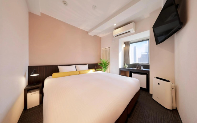 Nipponbashi Crystal Hotel