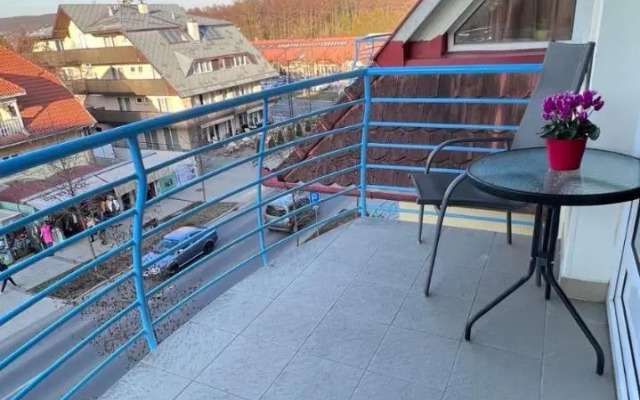 Arkad Apartman