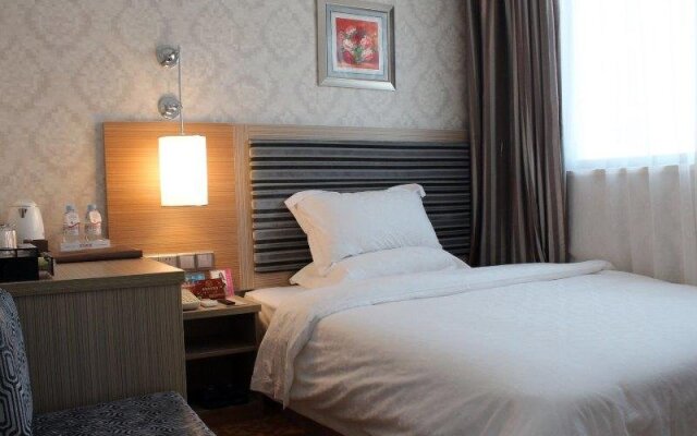Yake Hotel