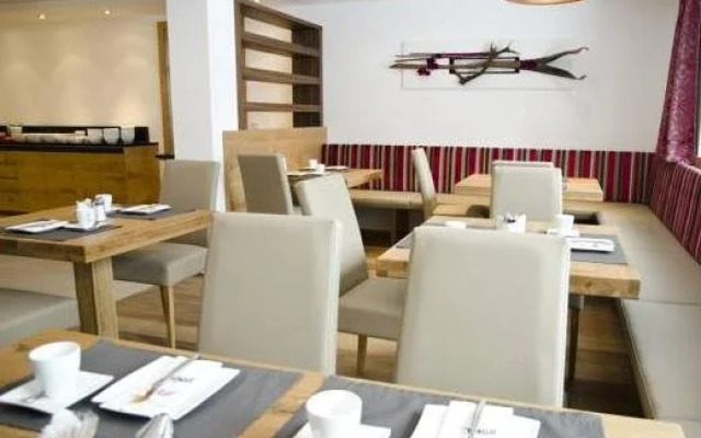 Hotel Garni Alpenland