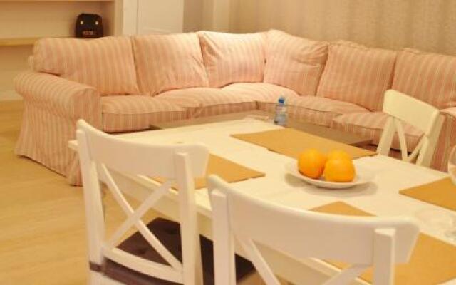 777 Apartments & Cars _ Main City