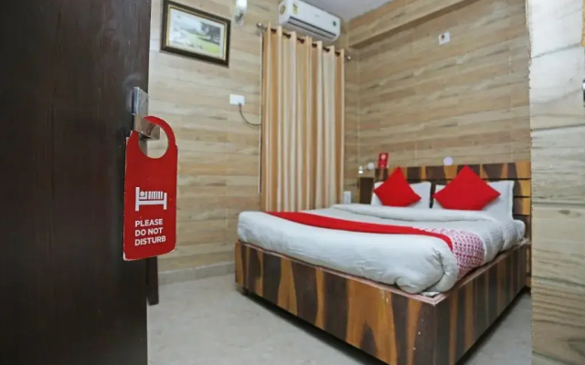 Comfort Inn By OYO Rooms