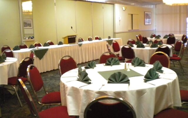 Best Western Golden Sails Hotel