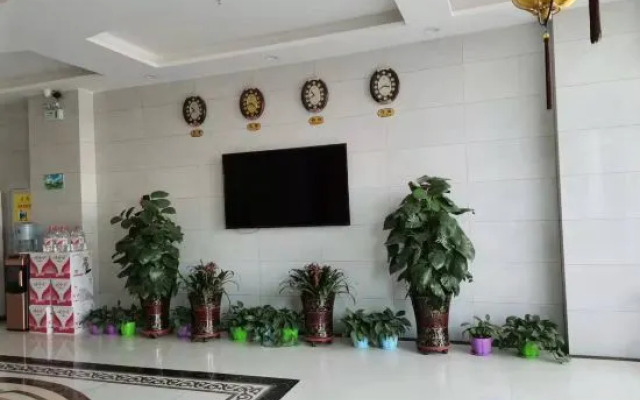 Aksai Yulian Hotel