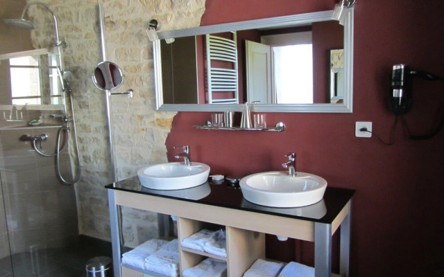 Le Relais des Deux Tours