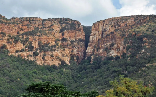safari lodge