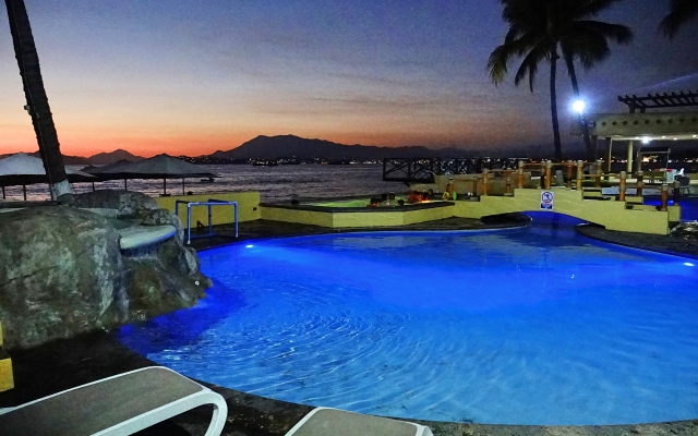 Hotel Marina Puerto Dorado