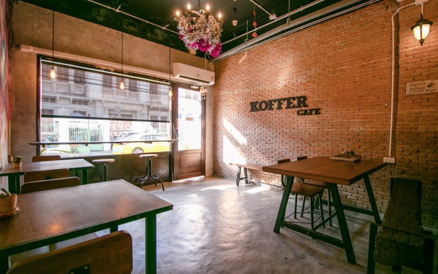 OYO 568 Art Hotel Hua Lamphong - Hostel