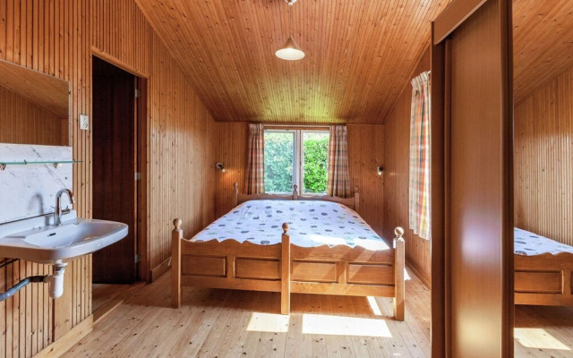 Peaceful Holiday Home near Centre in Burgh Haamstede