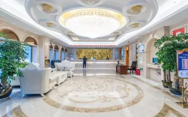 Vienna International Hotel Shaoyang Beita District Government And Jiangbei Plaza