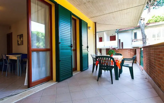 Lido Spina / Estensi Apartments