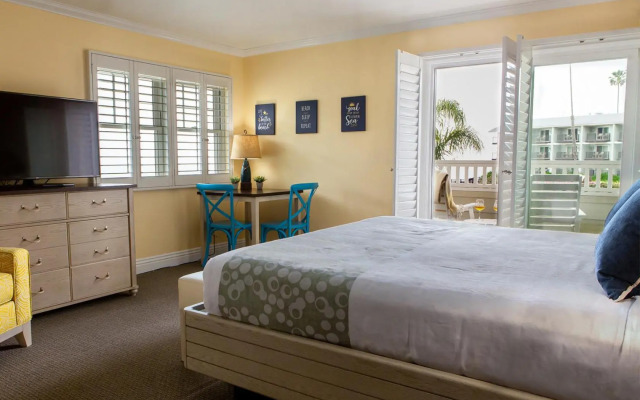 Pismo Lighthouse Suites