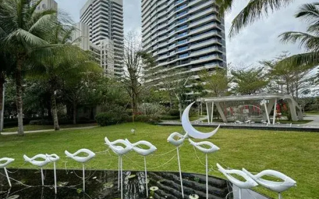 Hotel Clouds