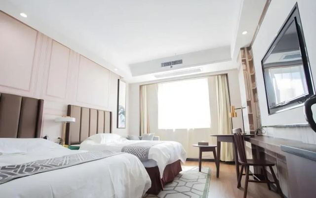 GME Anqing City Qianshan County Fortune Plaza Hotel