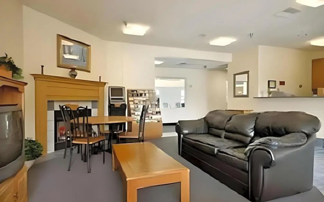 Days Inn by Wyndham Warsaw