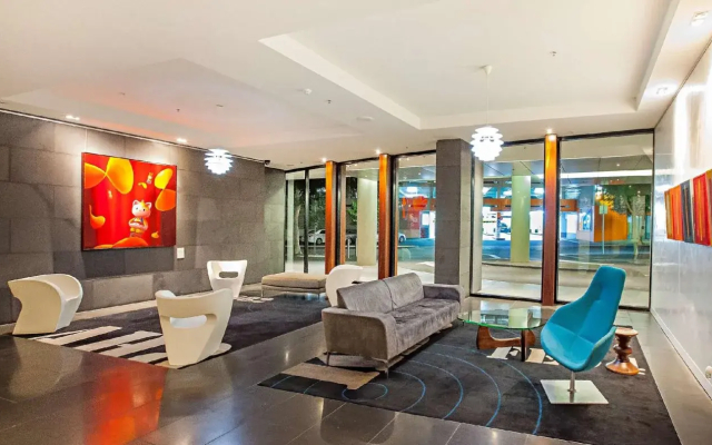 Melbourne Holiday Apartments Flinders Wharf